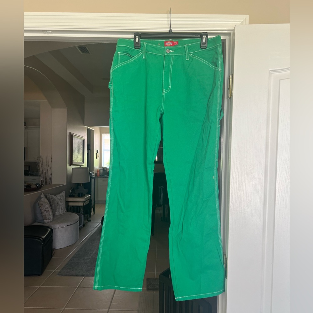 Dickies green painters pants. Size 13. Baggy fit #dickies #urbanoutfitters